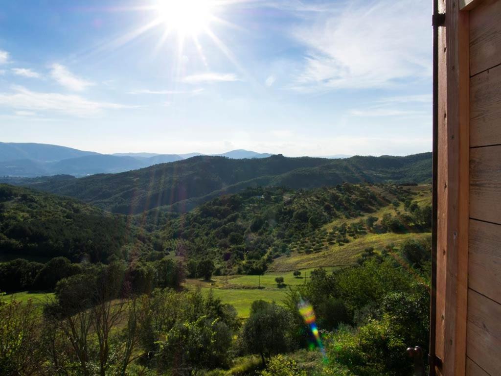Casa La Valle, Gubbio, Frazione Santa Cristina Acomodação com café da manhã Exterior foto