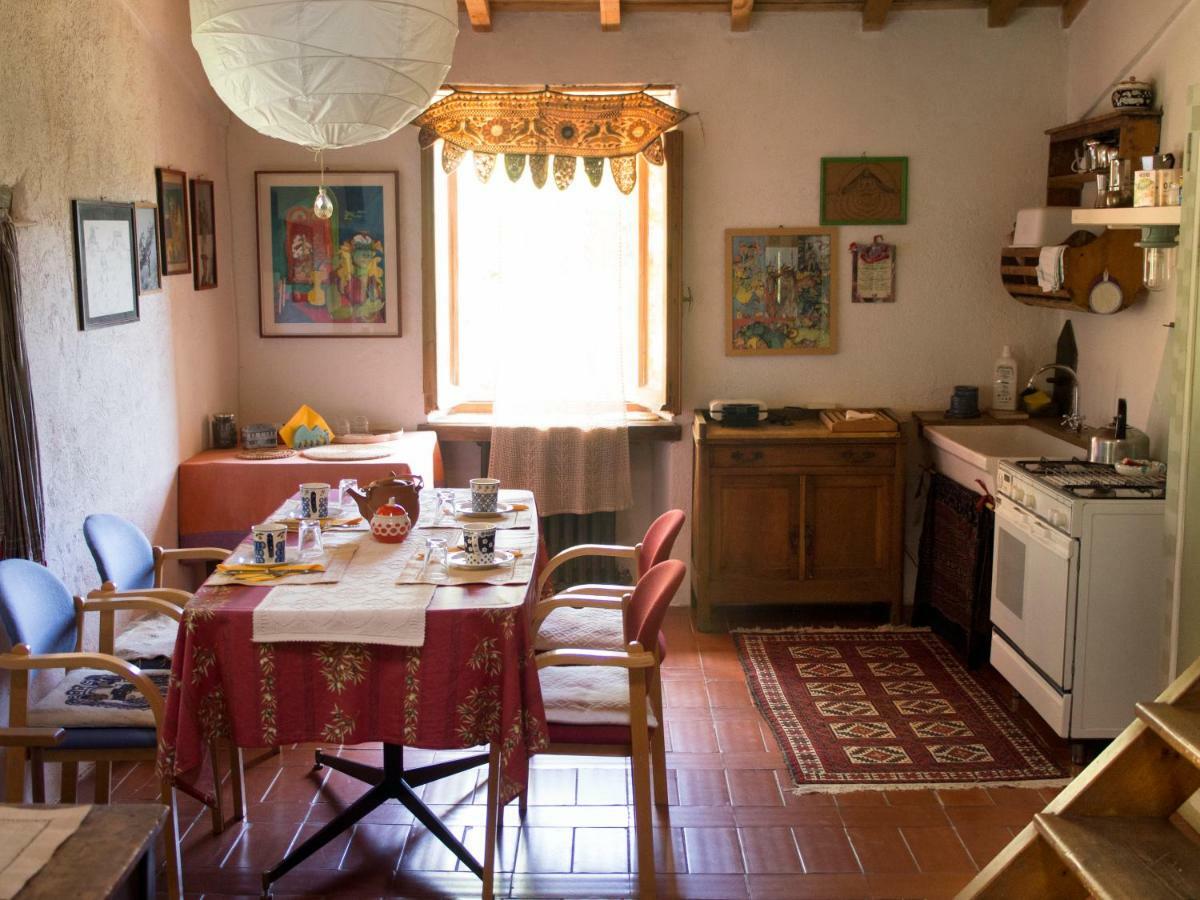 Casa La Valle, Gubbio, Frazione Santa Cristina Acomodação com café da manhã Exterior foto