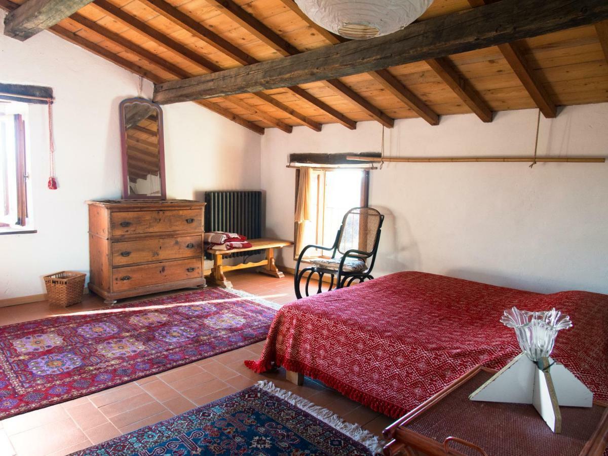 Casa La Valle, Gubbio, Frazione Santa Cristina Acomodação com café da manhã Exterior foto