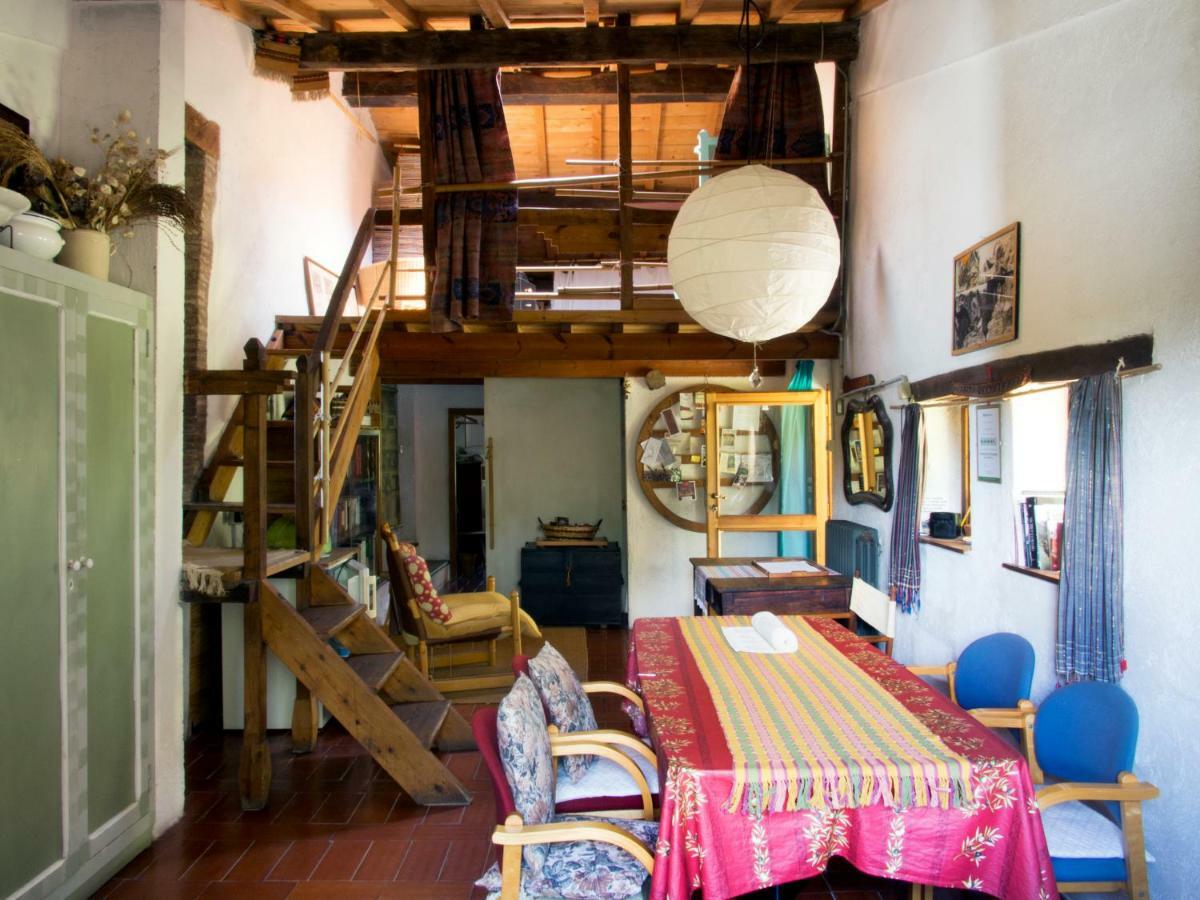 Casa La Valle, Gubbio, Frazione Santa Cristina Acomodação com café da manhã Exterior foto